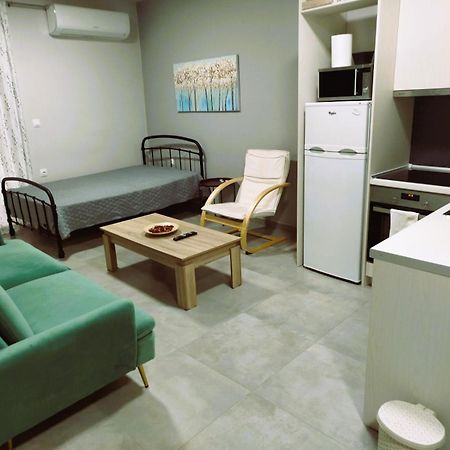 Othonos 10 Str. Apartment. Трикала Екстер'єр фото