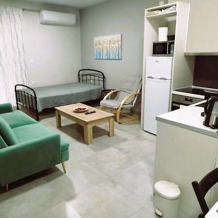 Othonos 10 Str. Apartment. Трикала Екстер'єр фото