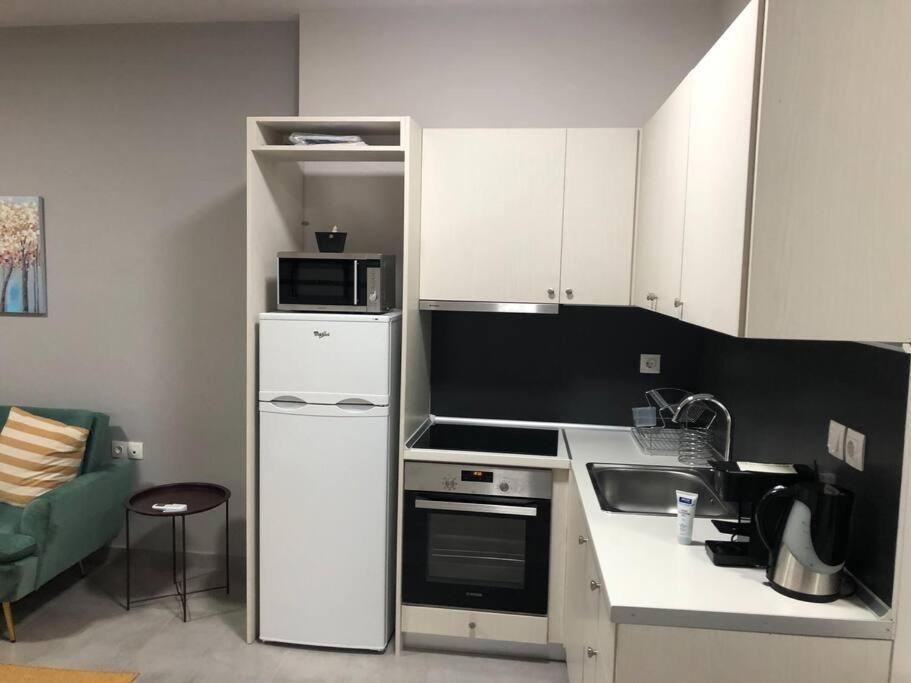 Othonos 10 Str. Apartment. Трикала Екстер'єр фото
